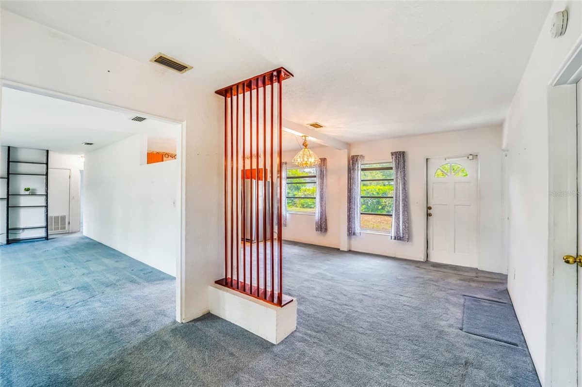 1326 ST THOMAS DRIVE — photo 4 of 49