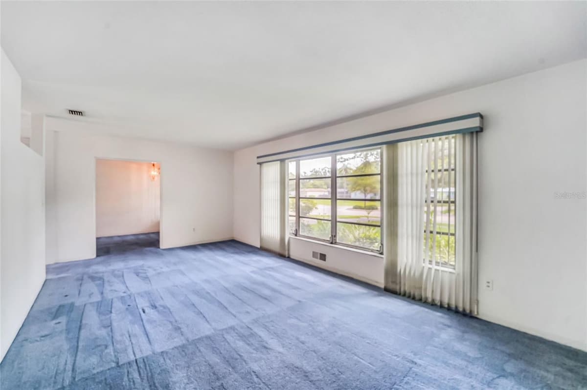 1326 ST THOMAS DRIVE — photo 17 of 49
