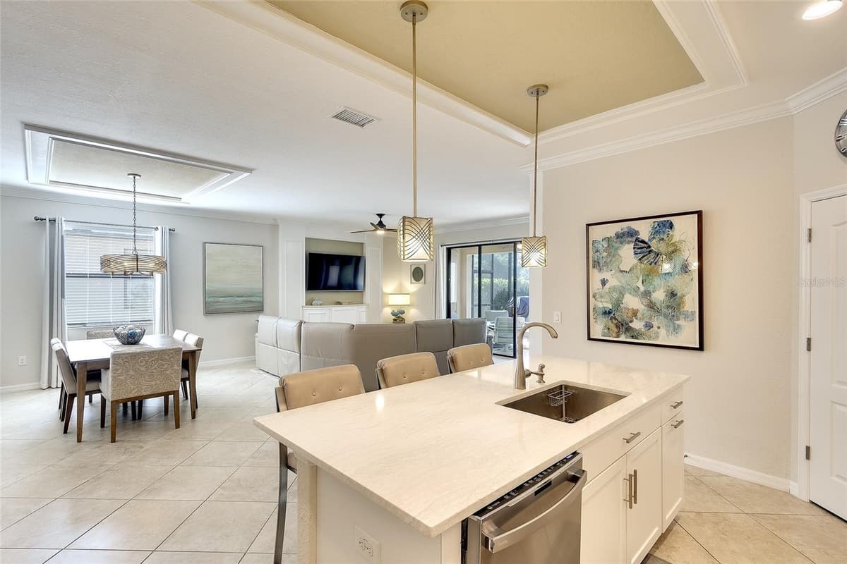 7130 QUIET CREEK DRIVE — photo 13 of 79