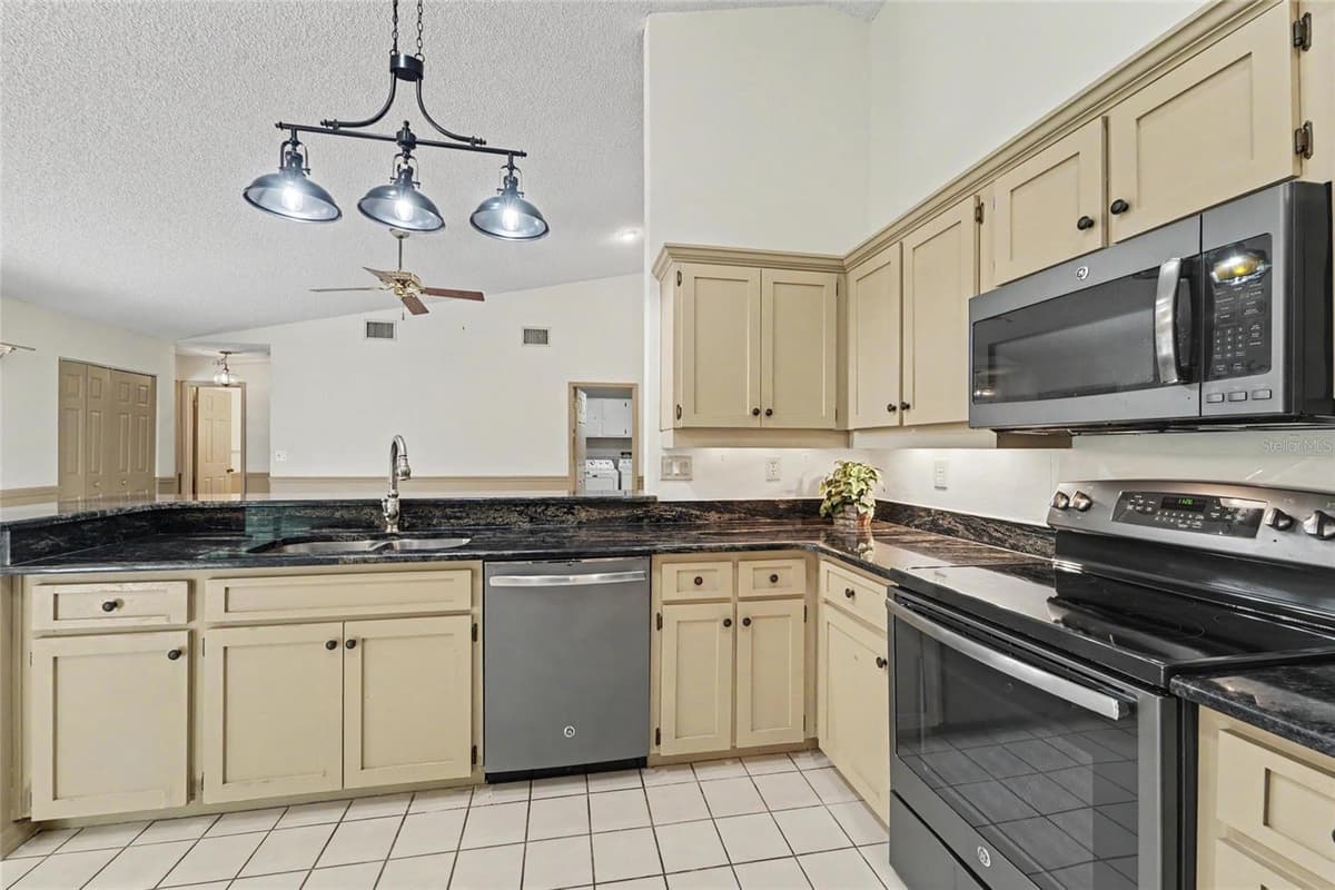 3408 ARCADIA DRIVE — photo 18 of 56