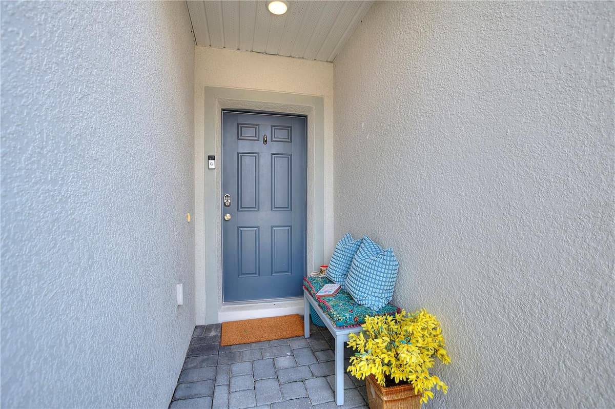 1111 OAK BLUFF DRIVE — photo 3 of 69