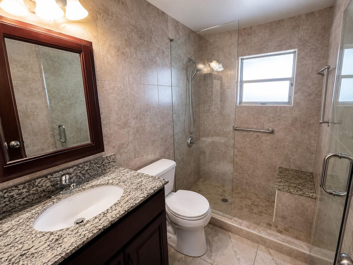 539 IMPERIAL AVENUE — photo 8 of 11