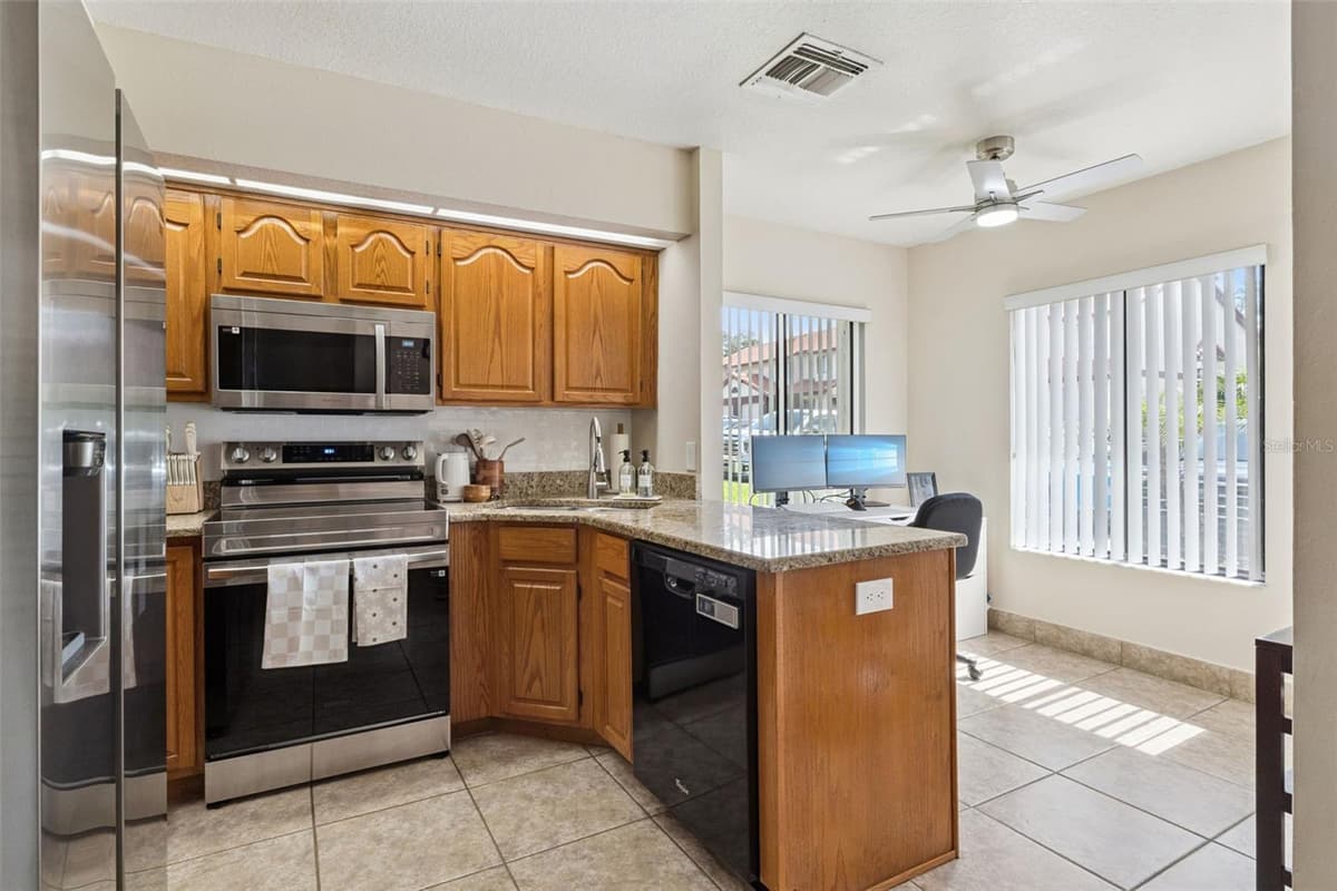 3344 GRAY FOX COVE — photo 9 of 45