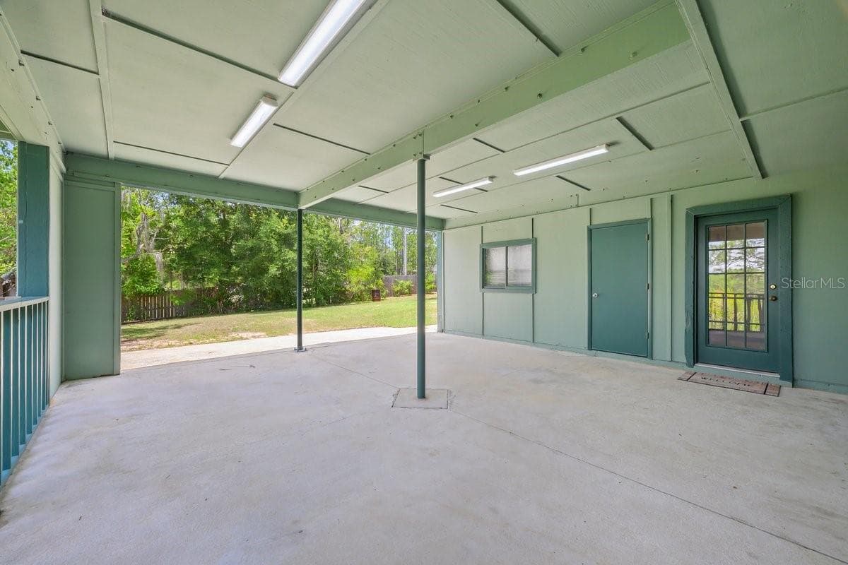 251 CUE LAKE DRIVE — photo 23 of 45