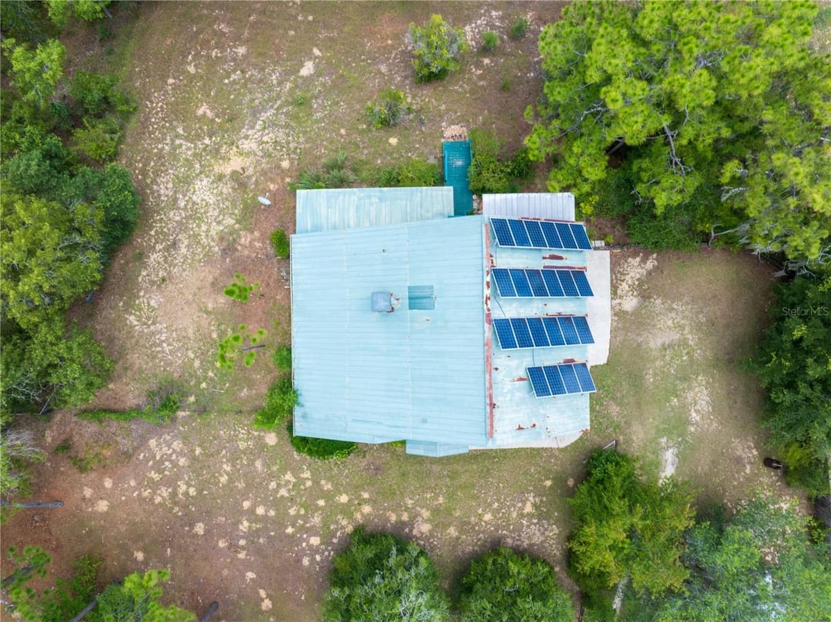 251 CUE LAKE DRIVE — photo 39 of 45