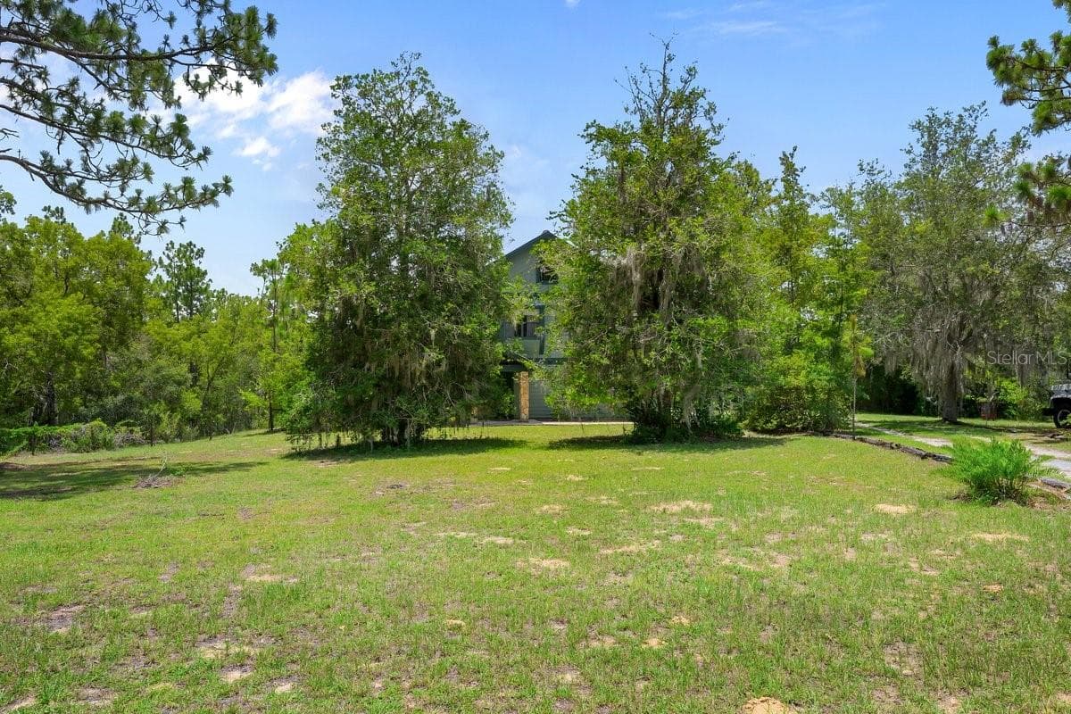 251 CUE LAKE DRIVE — photo 29 of 45
