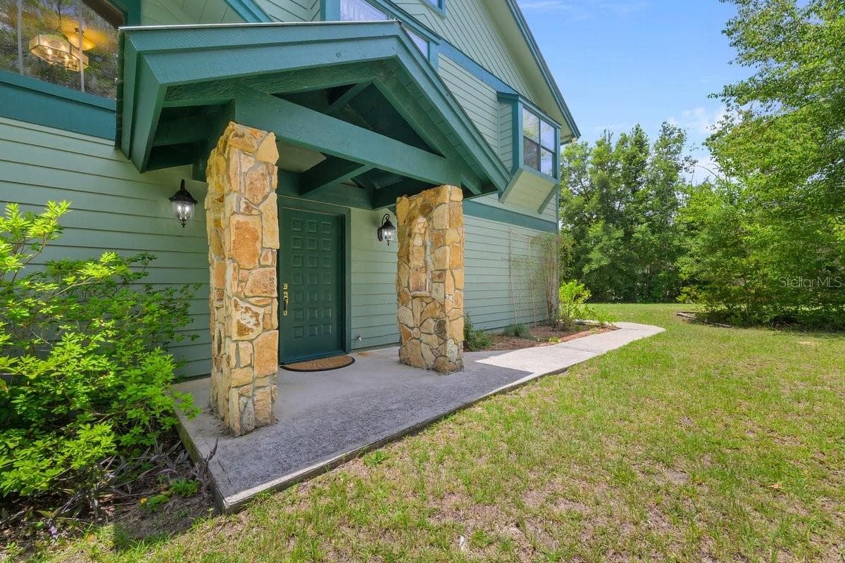 251 CUE LAKE DRIVE — photo 30 of 45