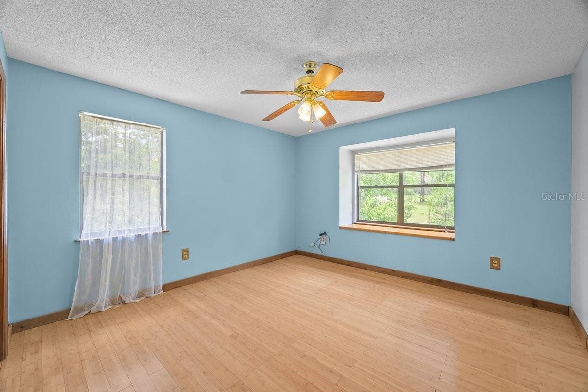 251 CUE LAKE DRIVE — photo 16 of 45