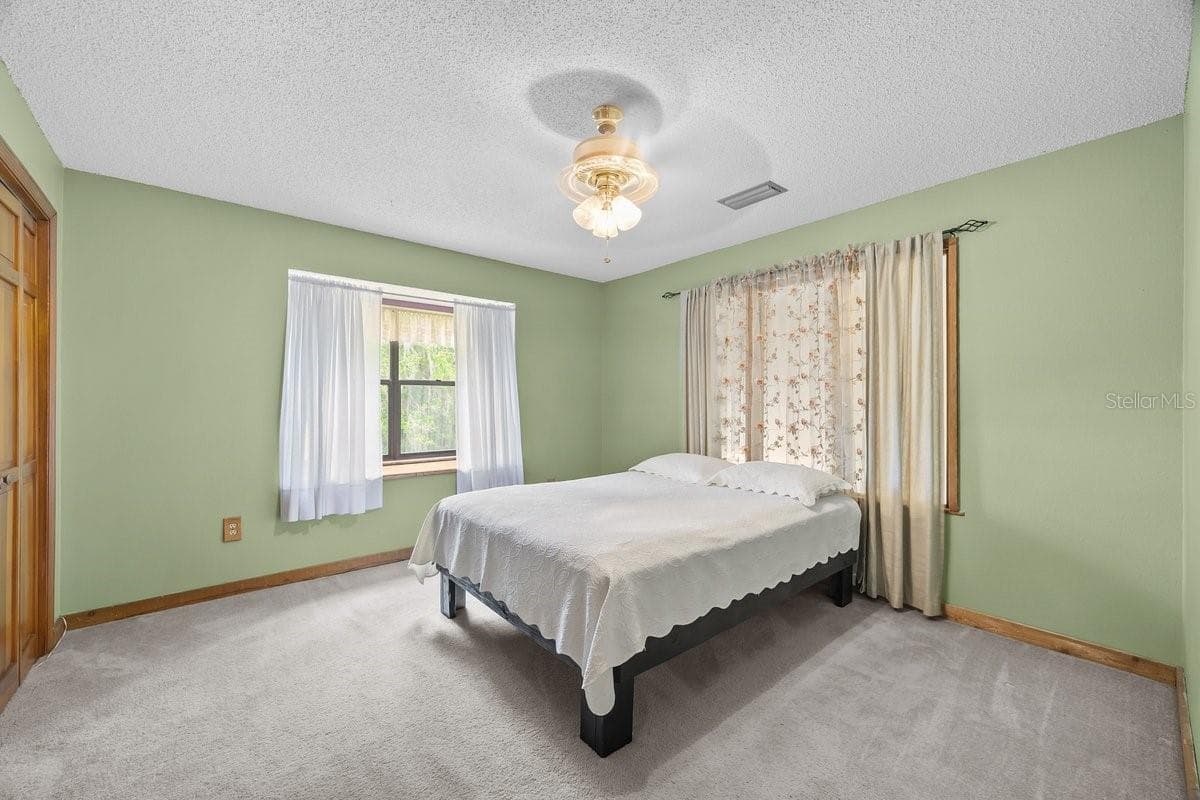 251 CUE LAKE DRIVE — photo 13 of 45
