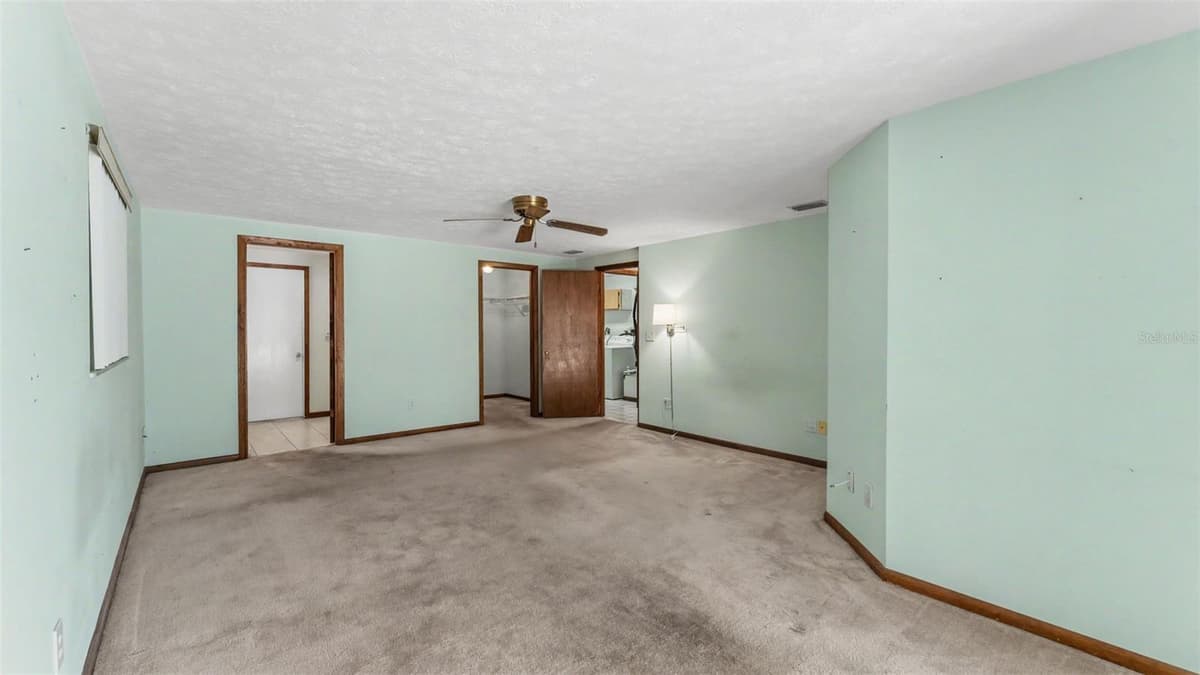 601 FIELDSTONE DRIVE — photo 30 of 50