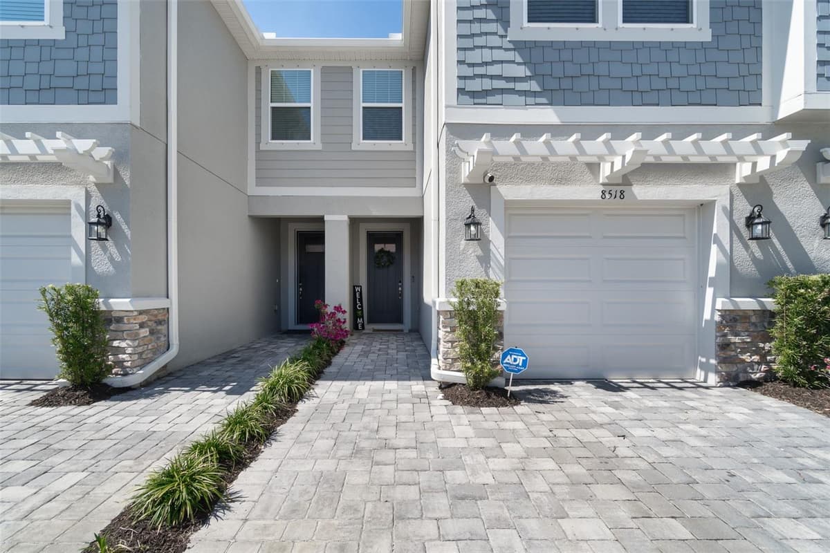 8518 PRIMROSE WILLOW PLACE — photo 3 of 27