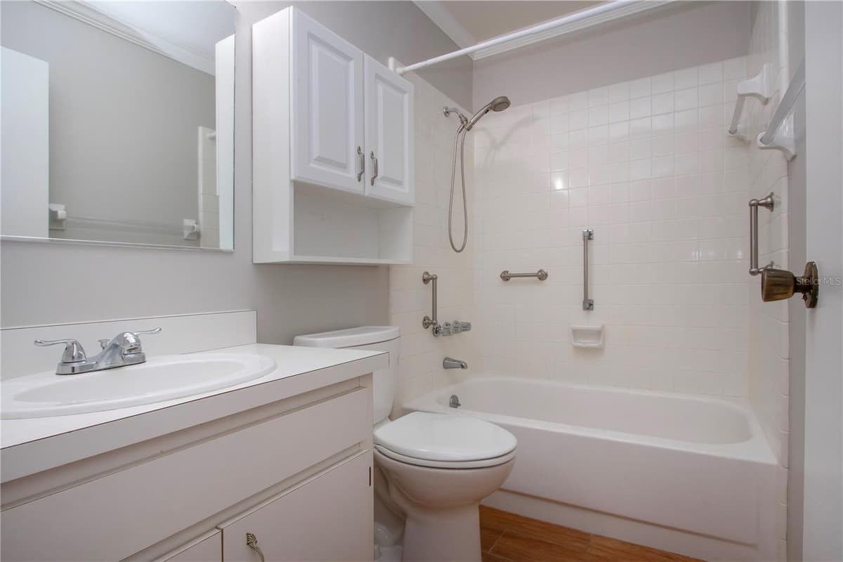 1828 FOXHUNT DRIVE — photo 31 of 34