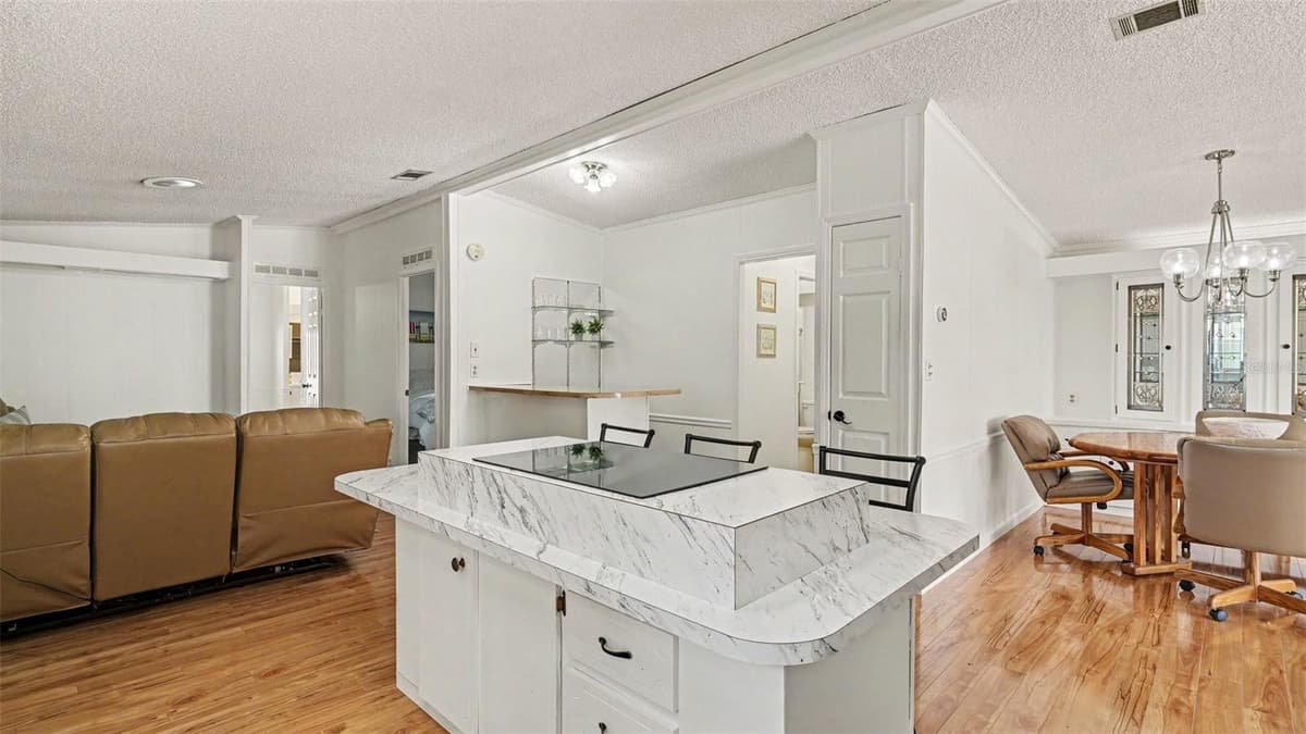 8430 IMPERIAL CIRCLE — photo 12 of 34