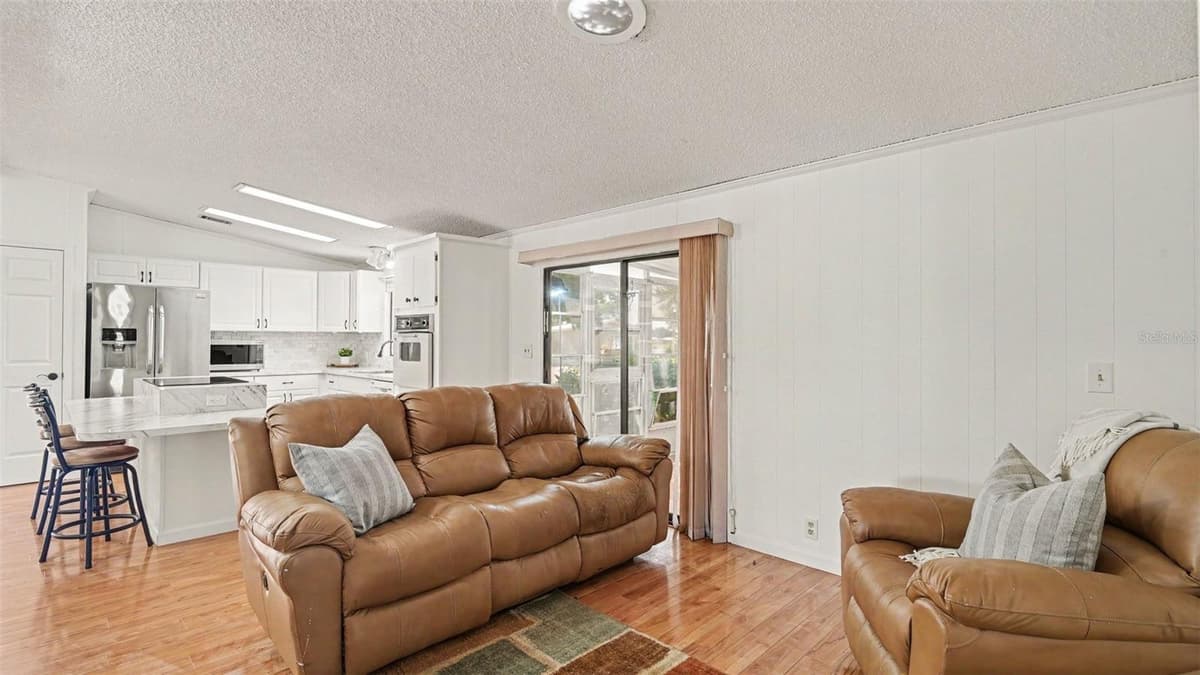 8430 IMPERIAL CIRCLE — photo 17 of 34