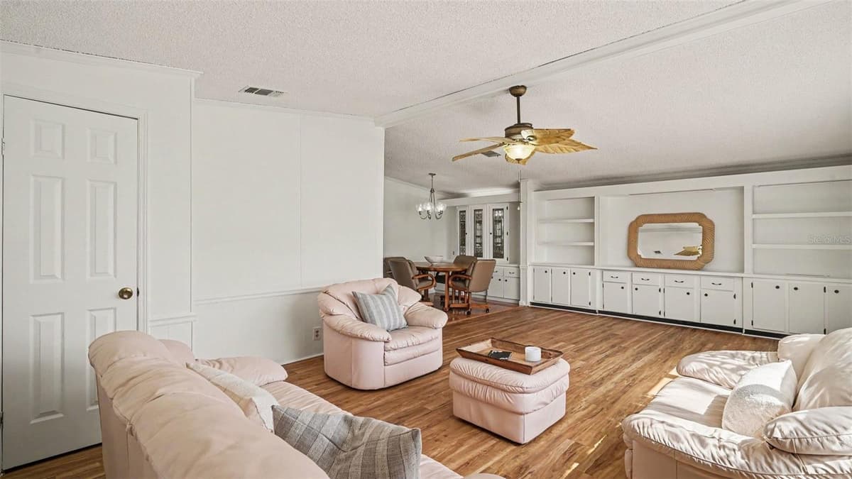 8430 IMPERIAL CIRCLE — photo 3 of 34