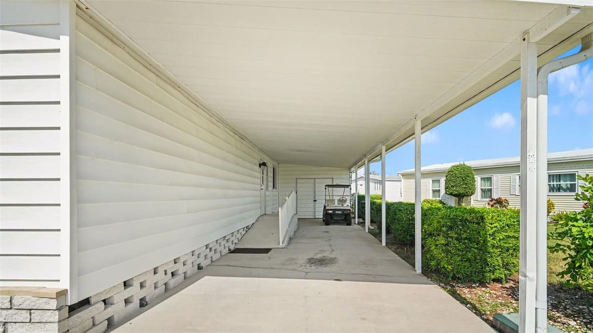 8430 IMPERIAL CIRCLE — photo 9 of 34