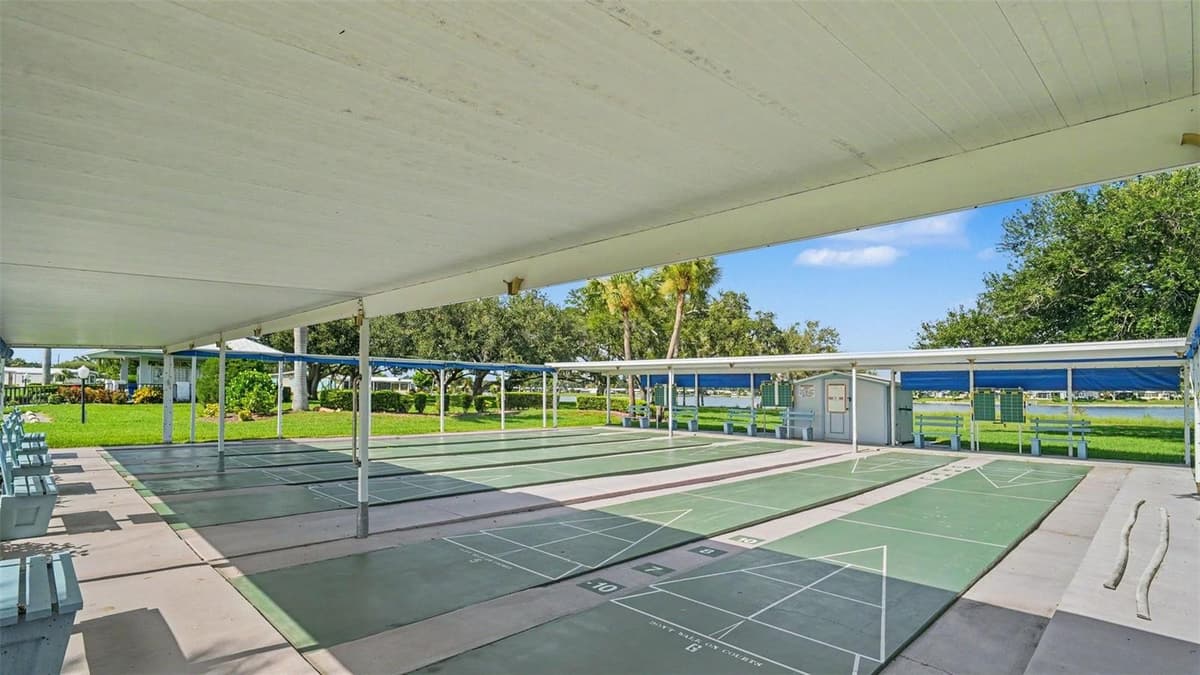 8430 IMPERIAL CIRCLE — photo 32 of 34
