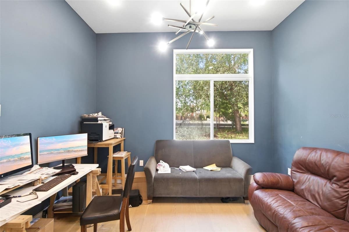 281 BREWER AVENUE — photo 35 of 54