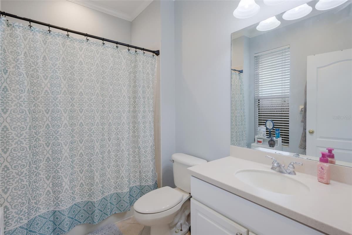 645 PINE STREET — photo 17 of 34