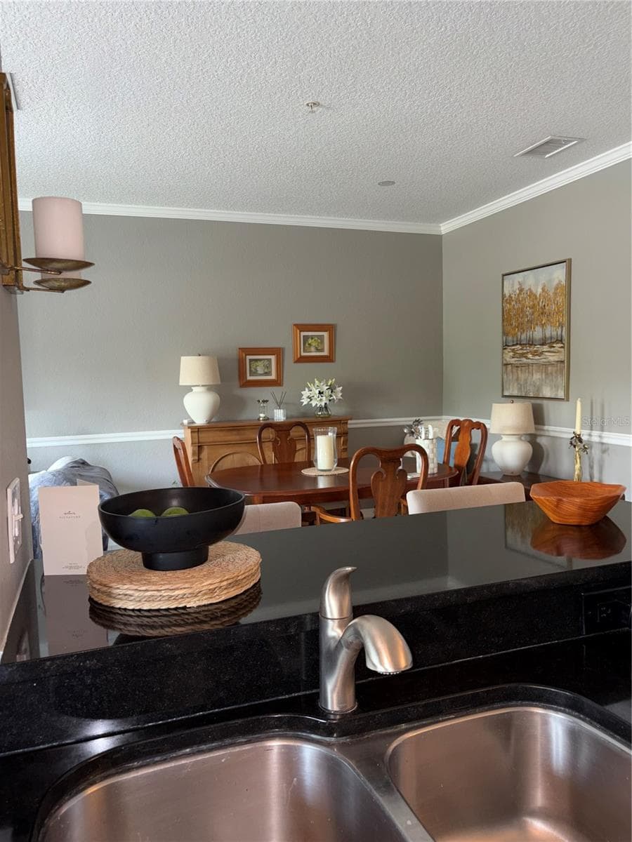 3621 CONROY ROAD — photo 13 of 55