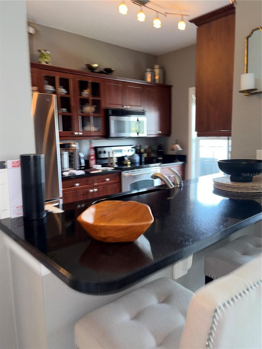 3621 CONROY ROAD — photo 12 of 55