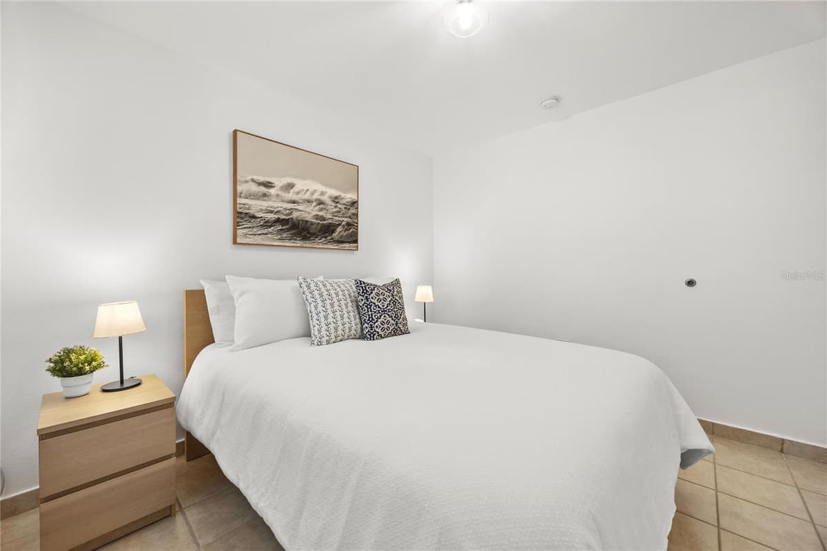 Haudimar Beach Apartments 400 4466 ROAD — photo 17 of 29