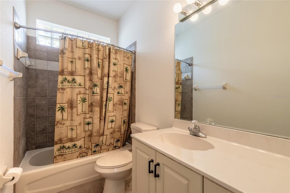 5912 PLAINVIEW DRIVE — photo 18 of 47