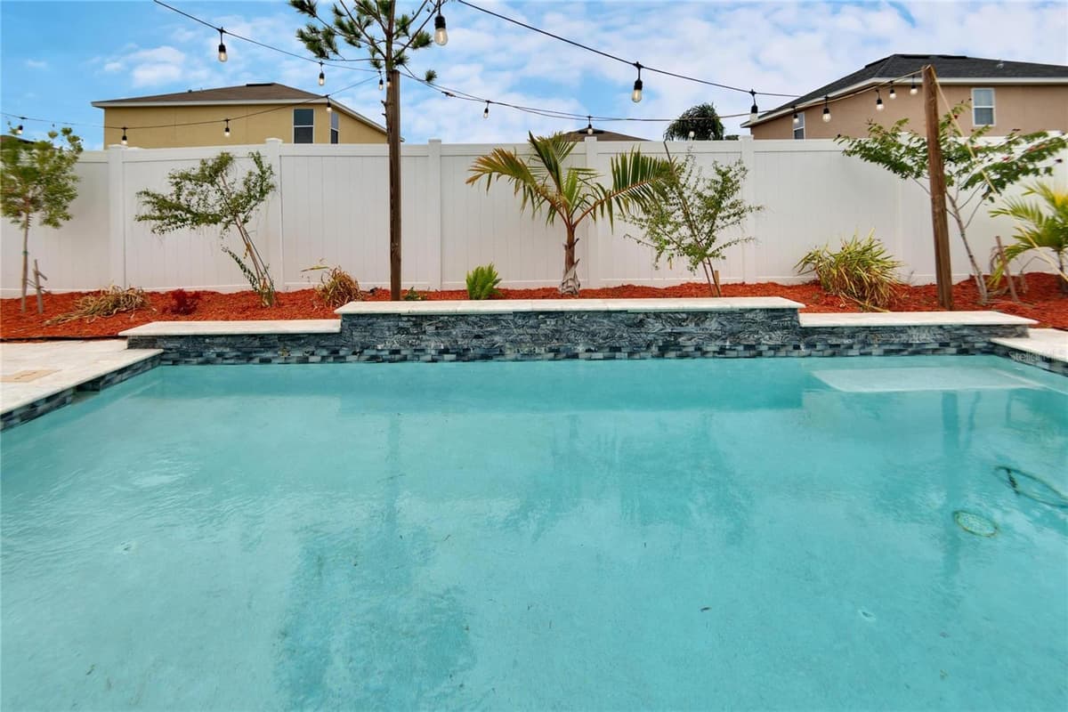 14525 SCOTTBURGH GLEN DRIVE — photo 47 of 56
