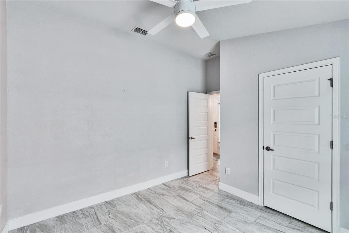 14525 SCOTTBURGH GLEN DRIVE — photo 15 of 56