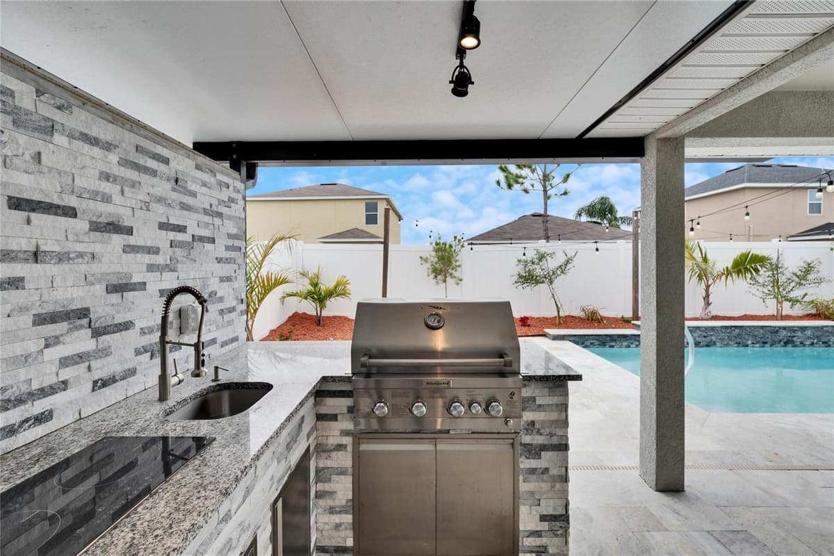 14525 SCOTTBURGH GLEN DRIVE — photo 45 of 56