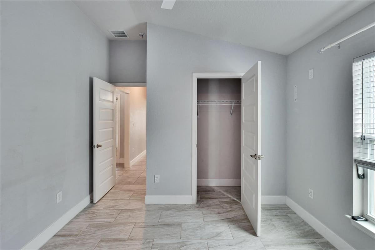 14525 SCOTTBURGH GLEN DRIVE — photo 16 of 56