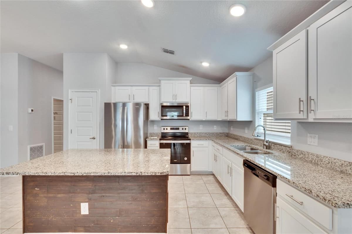 14525 SCOTTBURGH GLEN DRIVE — photo 26 of 56
