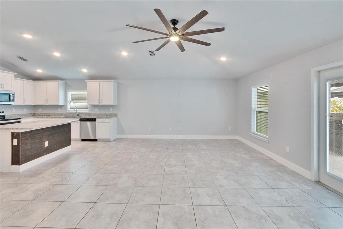 14525 SCOTTBURGH GLEN DRIVE — photo 34 of 56