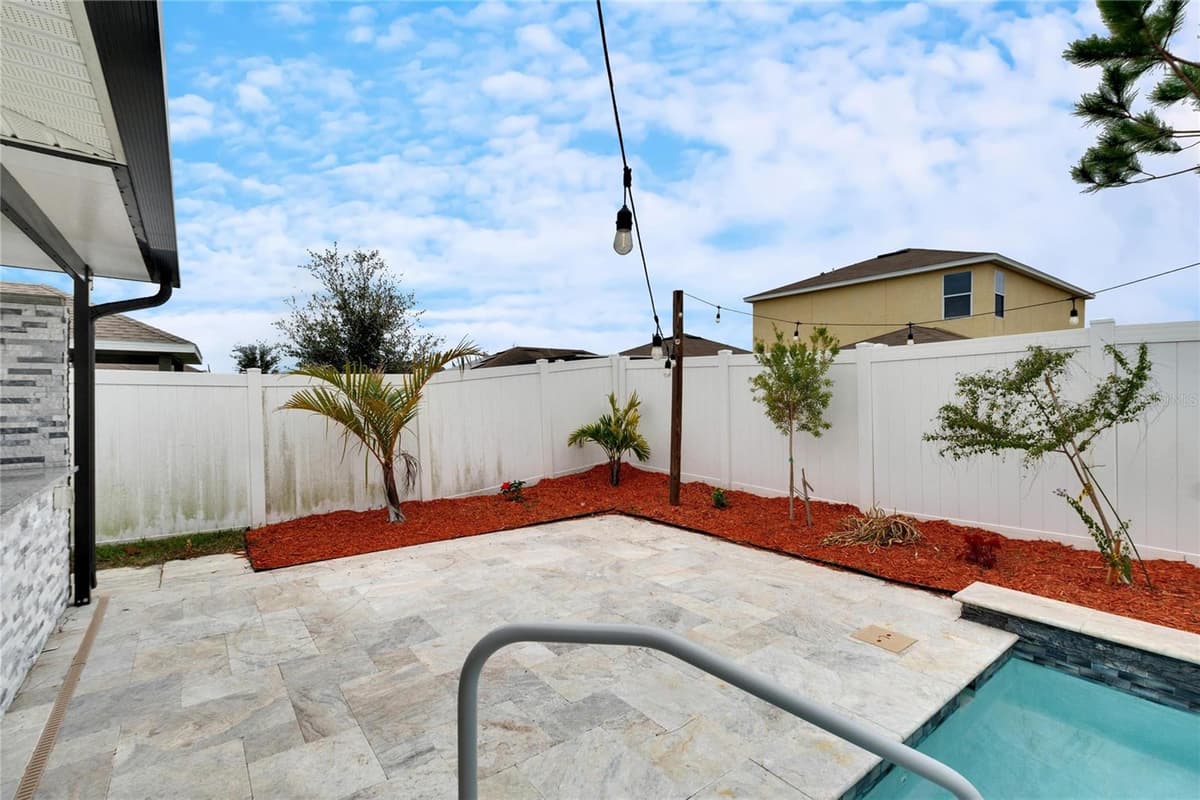 14525 SCOTTBURGH GLEN DRIVE — photo 51 of 56