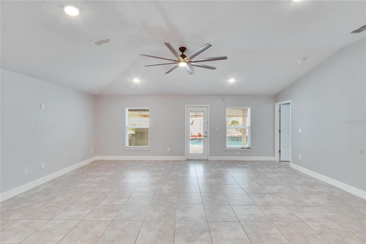 14525 SCOTTBURGH GLEN DRIVE — photo 29 of 56