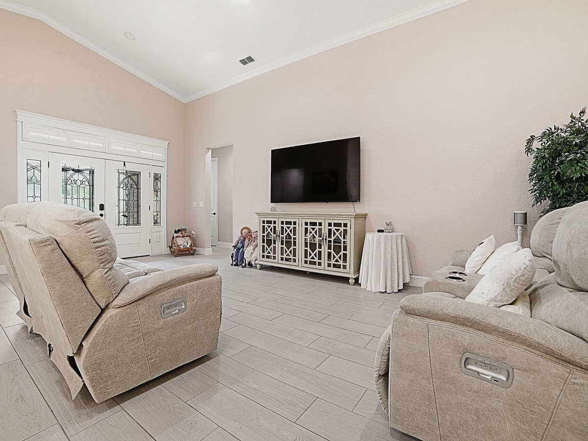 12596 49TH DRIVE — photo 4 of 45