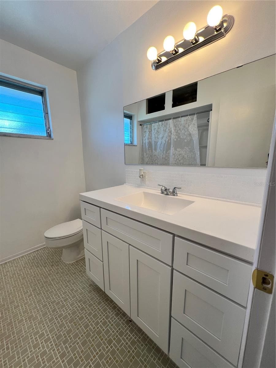 1700 6TH STREET — photo 14 of 29