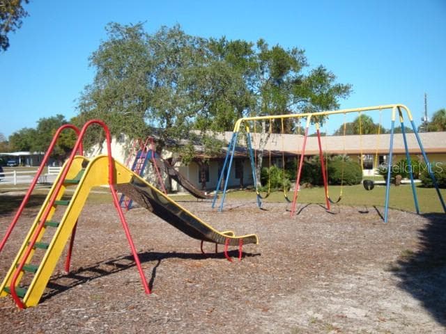 9528 GRAY FOX DRIVE — photo 34 of 36