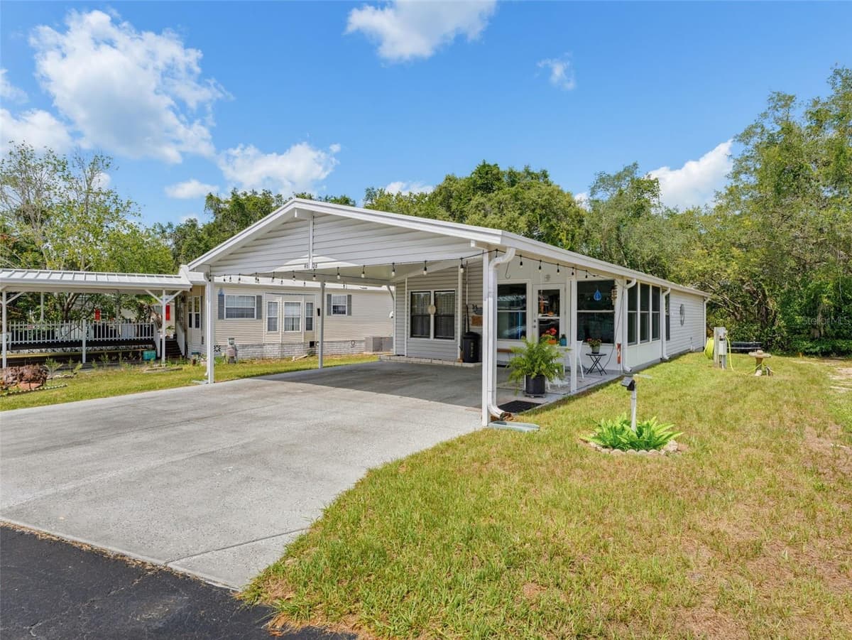 9528 GRAY FOX DRIVE — photo 4 of 36
