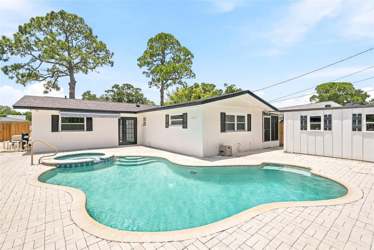6419 PELICAN DRIVE — photo 4 of 38