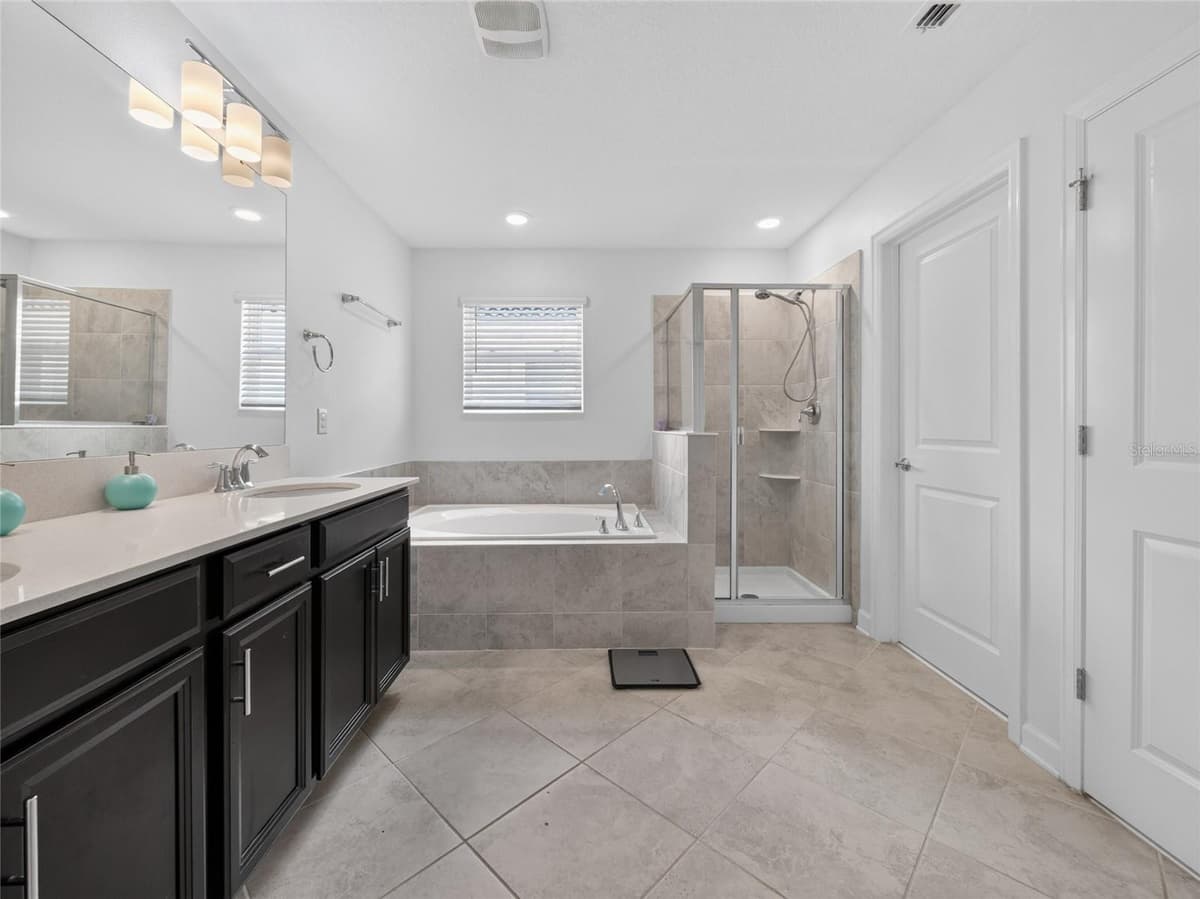 8813 BETH PAGE LANE — photo 23 of 53