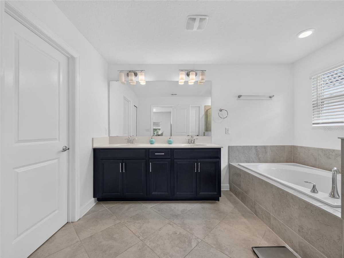 8813 BETH PAGE LANE — photo 24 of 53