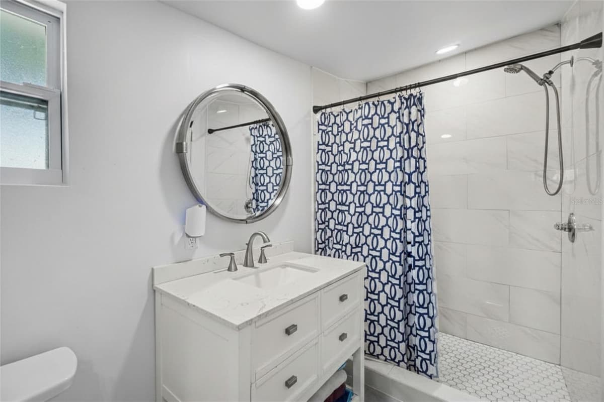 3728 GASPARILLA STREET — photo 22 of 38