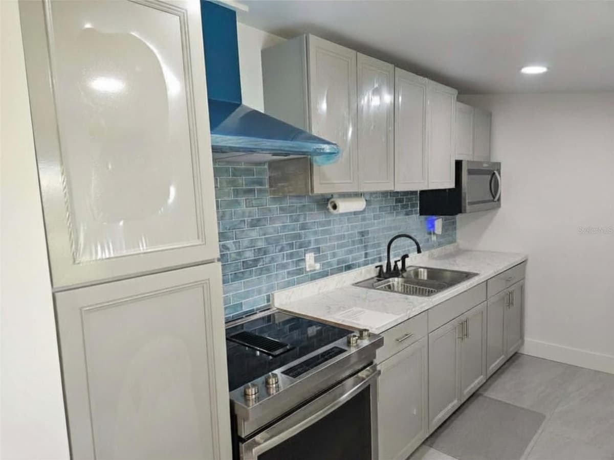 3728 GASPARILLA STREET — photo 16 of 38
