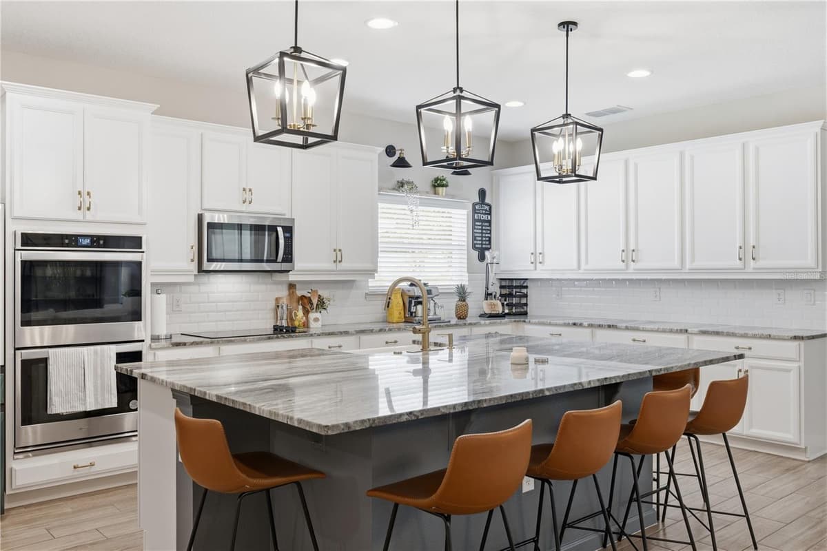 600 AVILA PLACE — photo 16 of 38