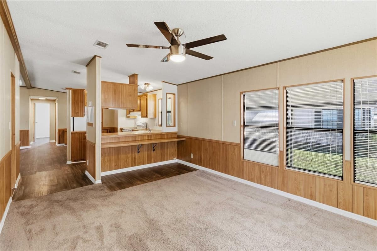 1990 CRYSTAL LANE — photo 16 of 34