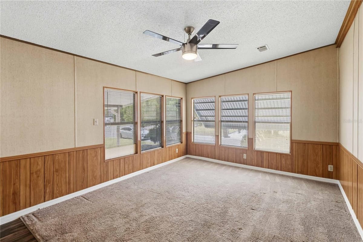 1990 CRYSTAL LANE — photo 15 of 34