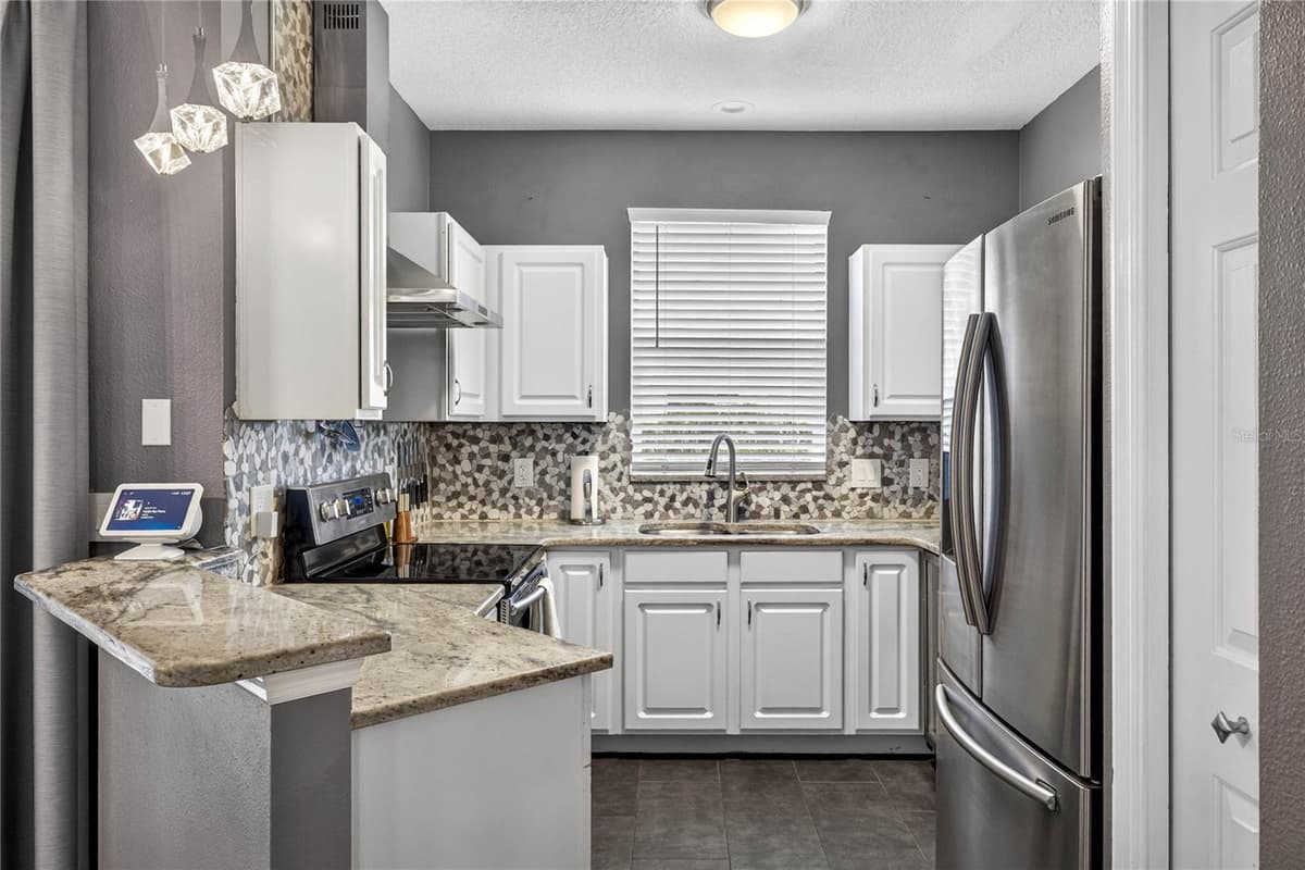 12315 COUNTRY WHITE CIRCLE — photo 10 of 40