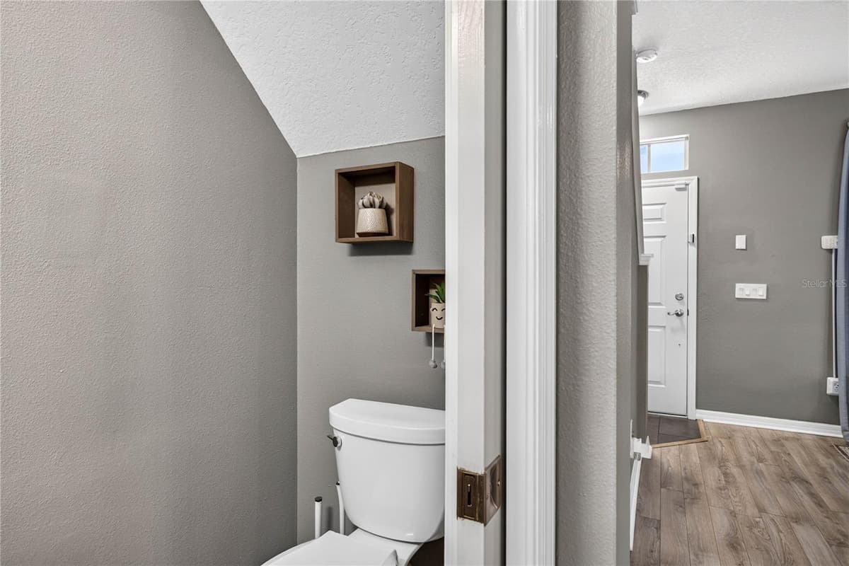 12315 COUNTRY WHITE CIRCLE — photo 19 of 40