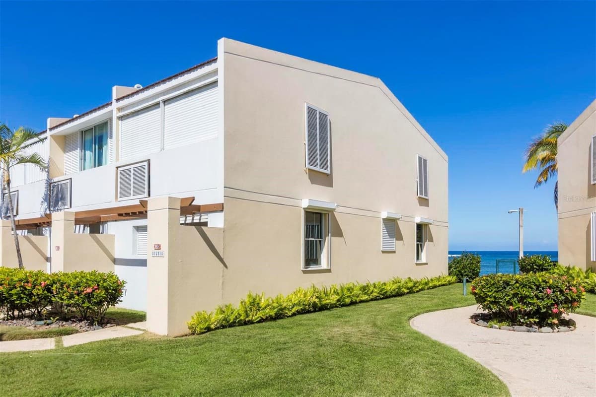 Dorado del Mar Blvd OCEAN VILLAS — photo 4 of 13